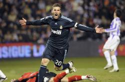 开云体育官方网站-雷霆狂胜灰熊，切特·霍姆格伦的崛起与比赛的转折点