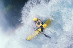 开云官方app入口-赛道上的独奏，佩雷兹完美演绎梅赛德斯对索伯的绝对压制