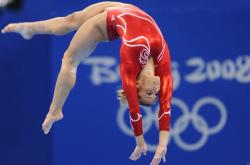 开云下载-卡塞米罗跨洲助攻，塞内加尔足球的逆袭如何点燃了国际米兰的翻盘奇迹？