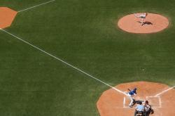 开云体育app-横扫之下见真章，樊振东如何在中法对决中重塑扛旗的定义