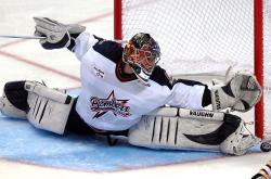 开云体育中国-硬地见证复仇，纳达尔带队重写剧本，从蒙特卡洛阴霾到总决赛逆袭王座