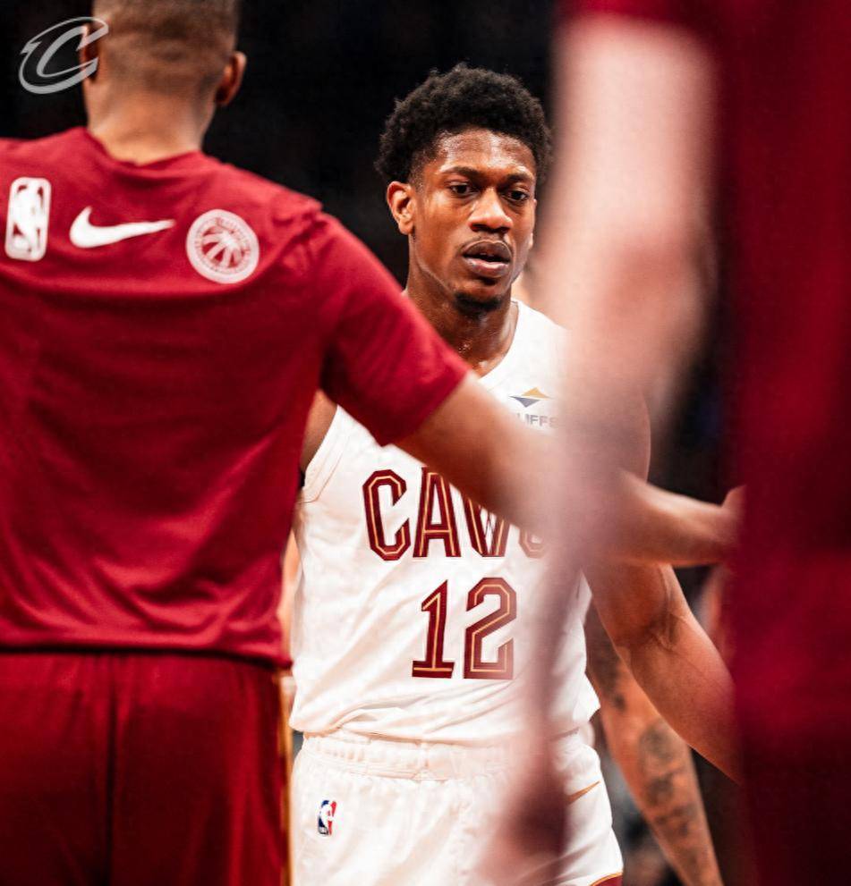 猛龙再胜骑士,取得季后赛2-0领先 猛龙再胜骑士,取得季后赛2-0领先