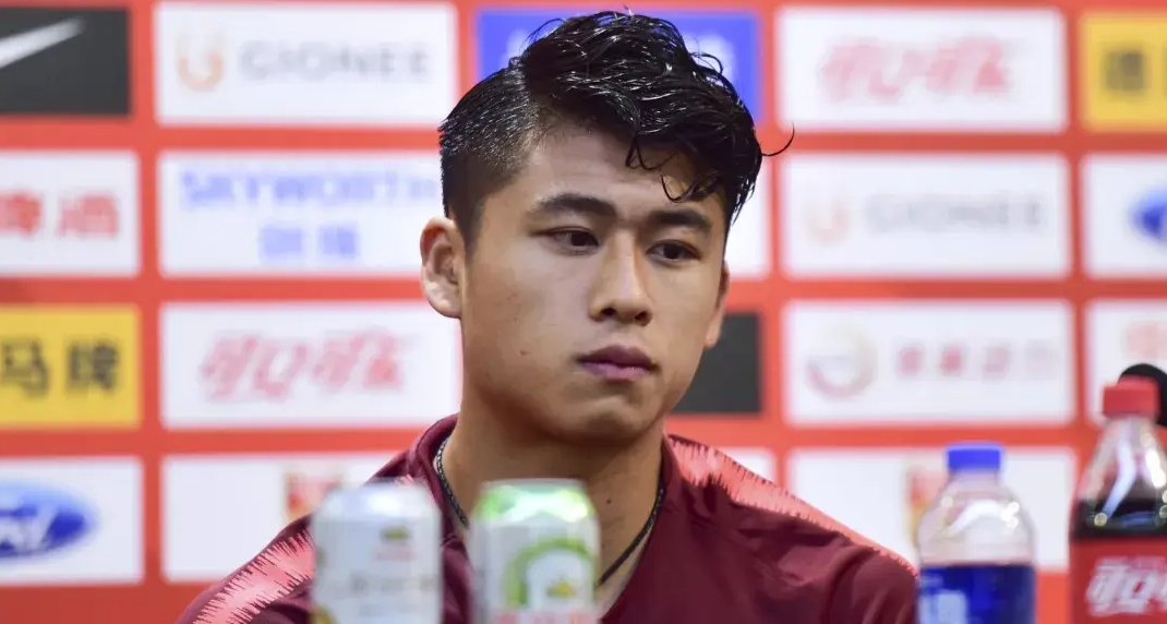 经验老到球员发挥稳定,成为比赛关键 经验老到球员发挥稳定,成为比赛关键