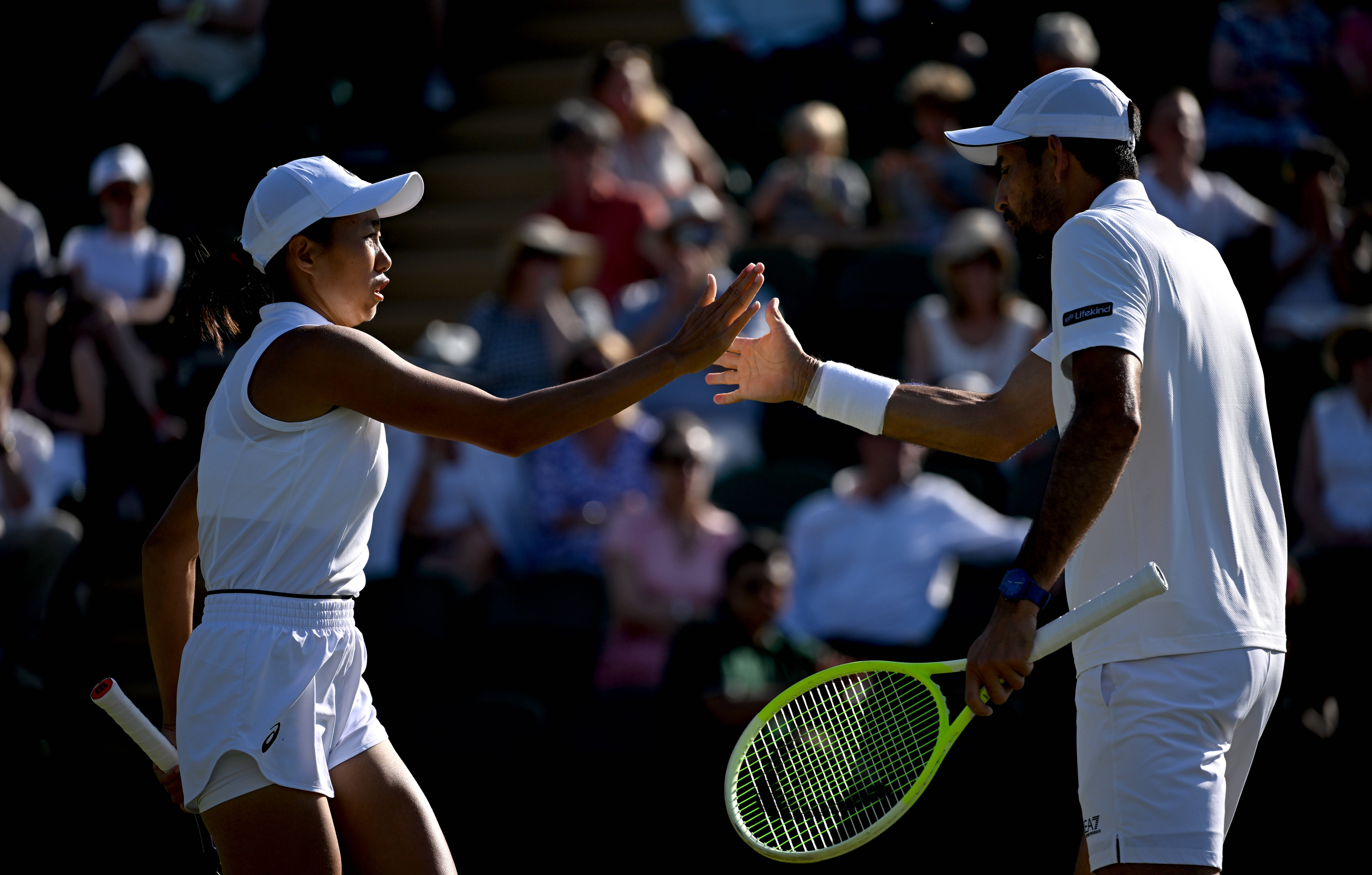 温网翻盘美网,穆雷带队取胜 温网翻盘美网,穆雷带队取胜