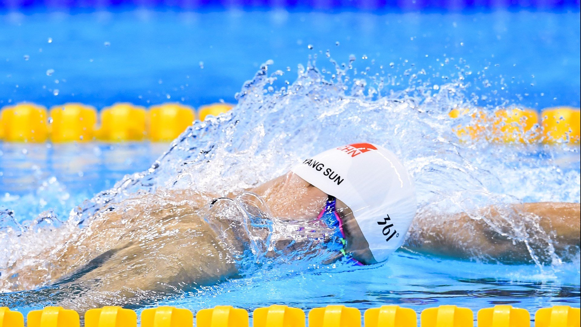 双线闪耀，南美风暴稳稳登陆北欧，亚平宁焦点战被他一人接管