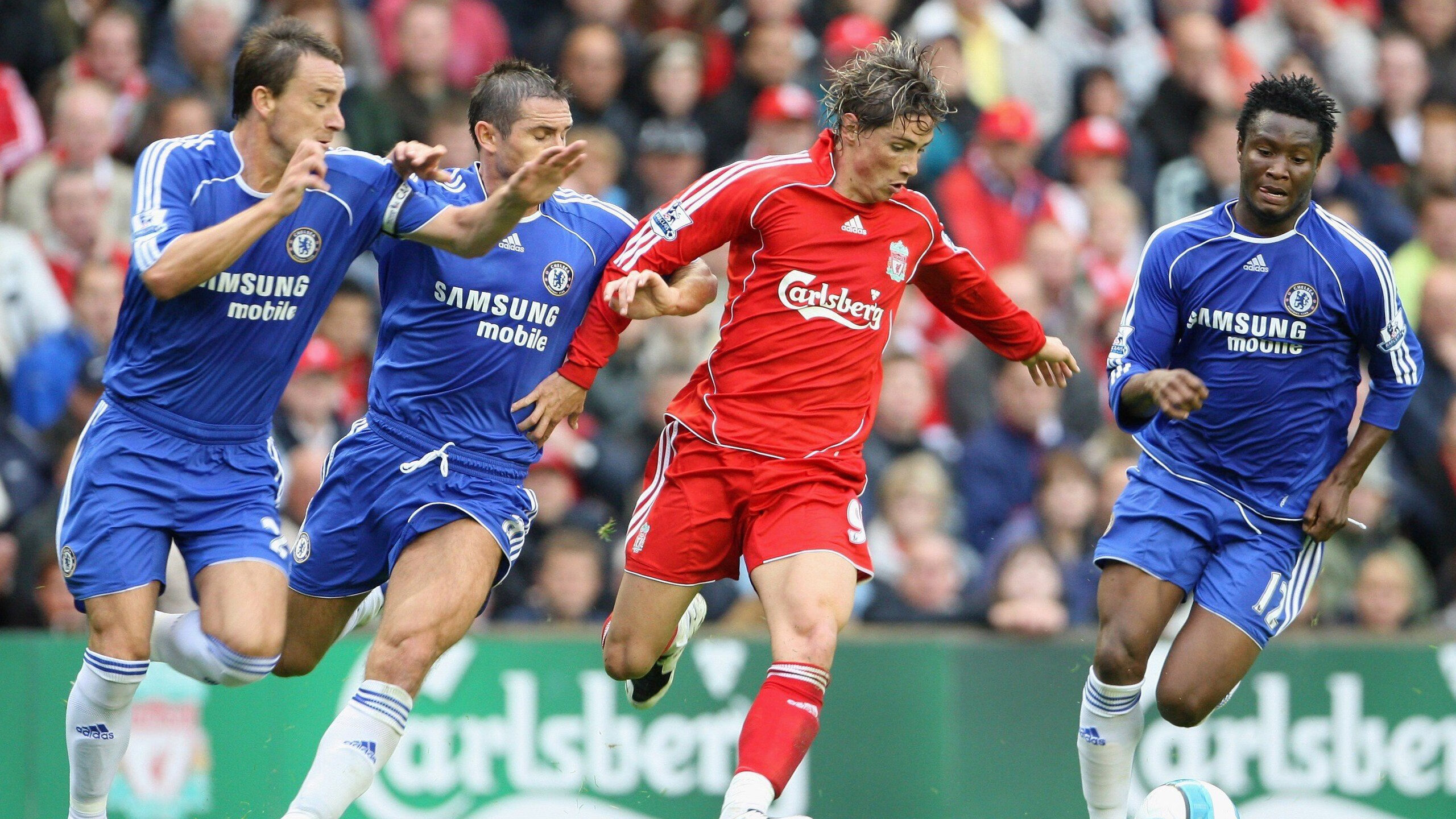 跨维打击,当尼克斯绞碎北京钢铁防线,范弗利特用足球破译了篮球密码