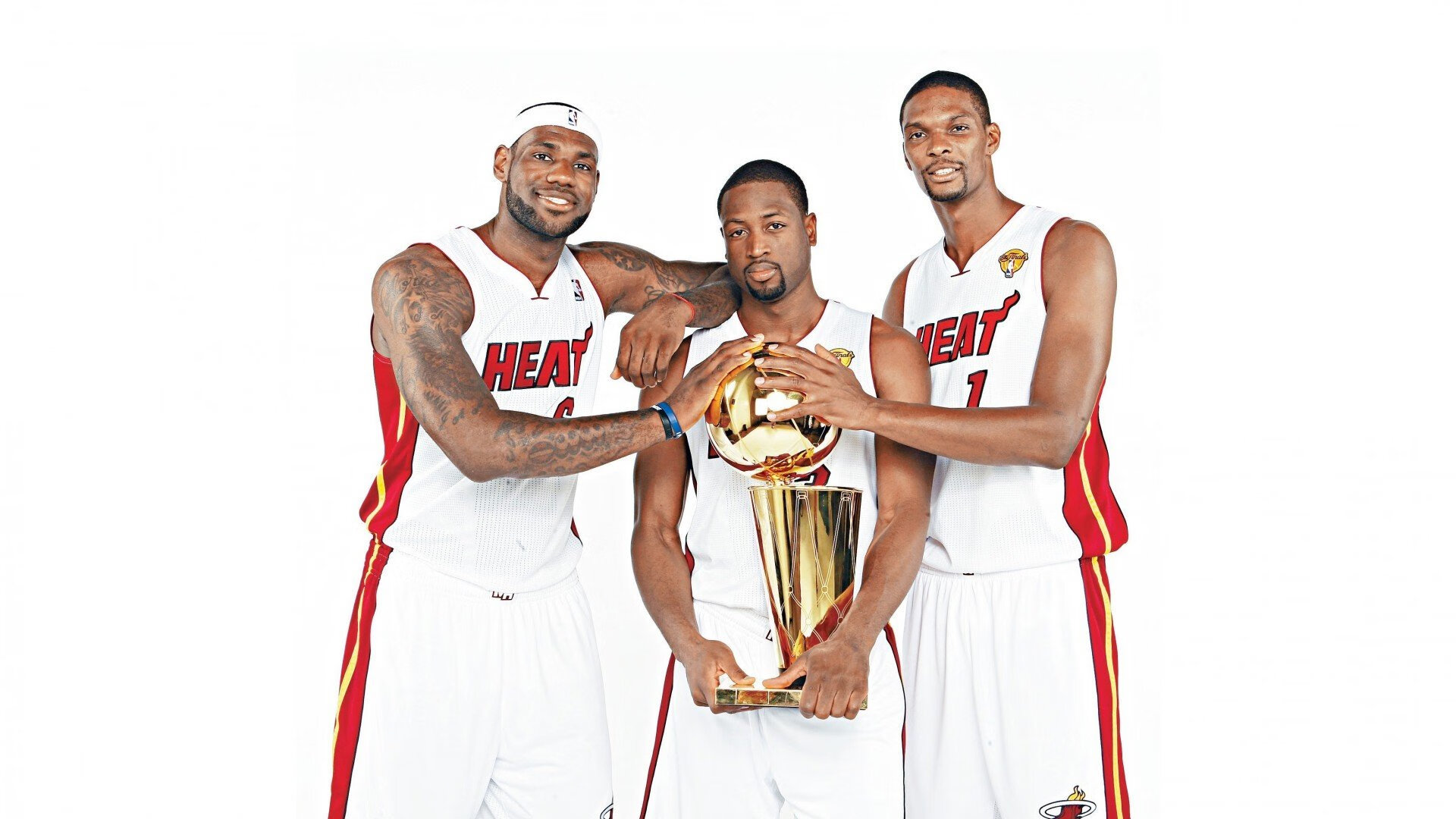 当约基奇穿上火箭战袍，关键战逆袭新疆的背后逻辑