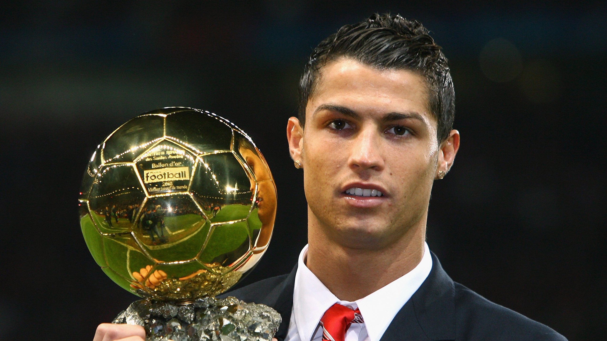 绿茵叛逃者，金玟哉在F1赛道上为巴萨奏响钢铁交响诗